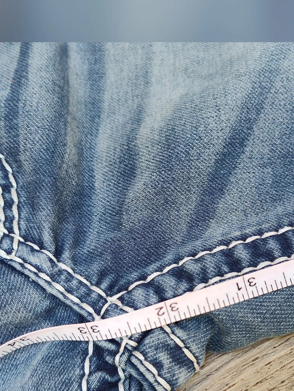 VINTAGE True Religion Slim Jeans Men Sz 29 White Stitched Denim Jeans Y2K